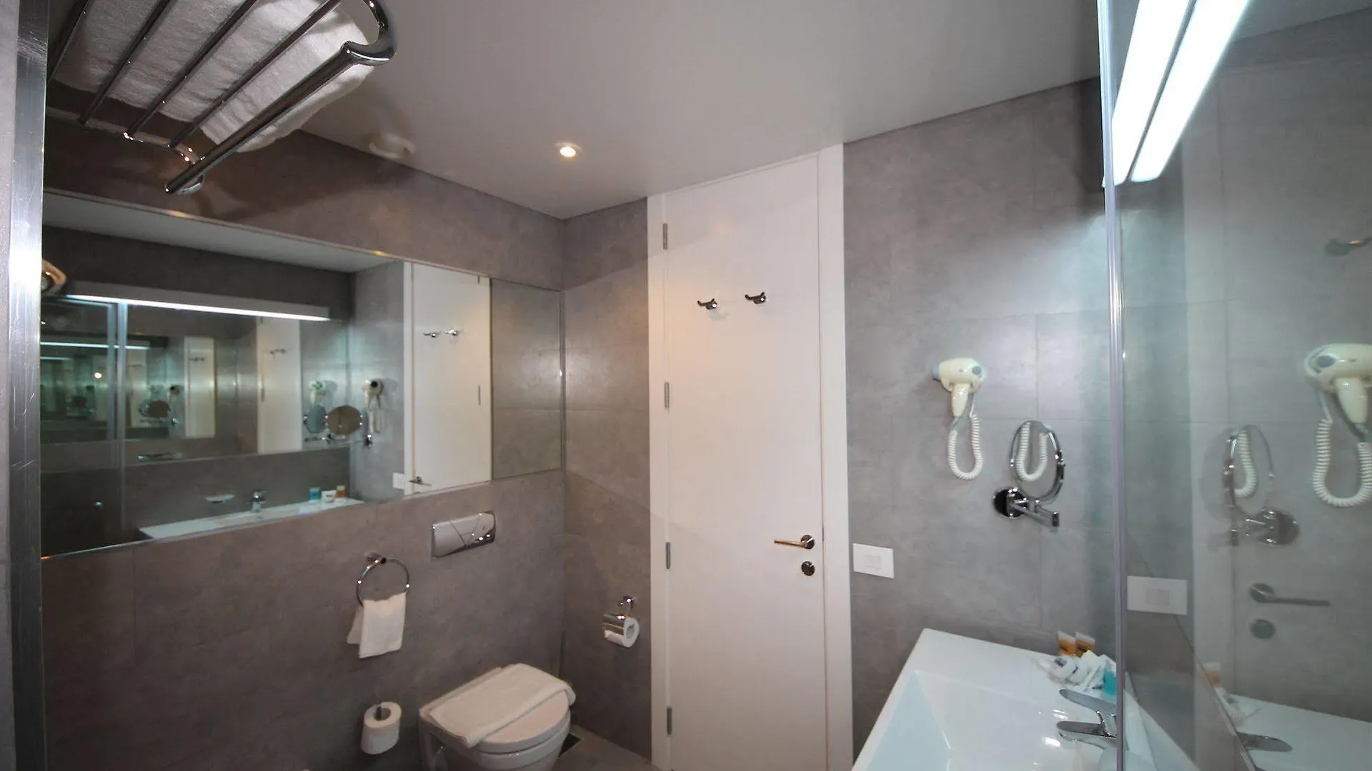 Casa D Or Hotel Beyrut 3*,